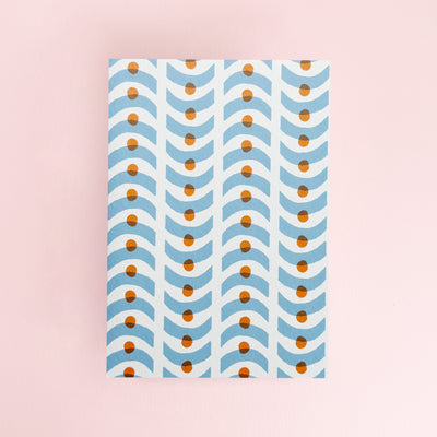 Ariana_Martin_dotty_card